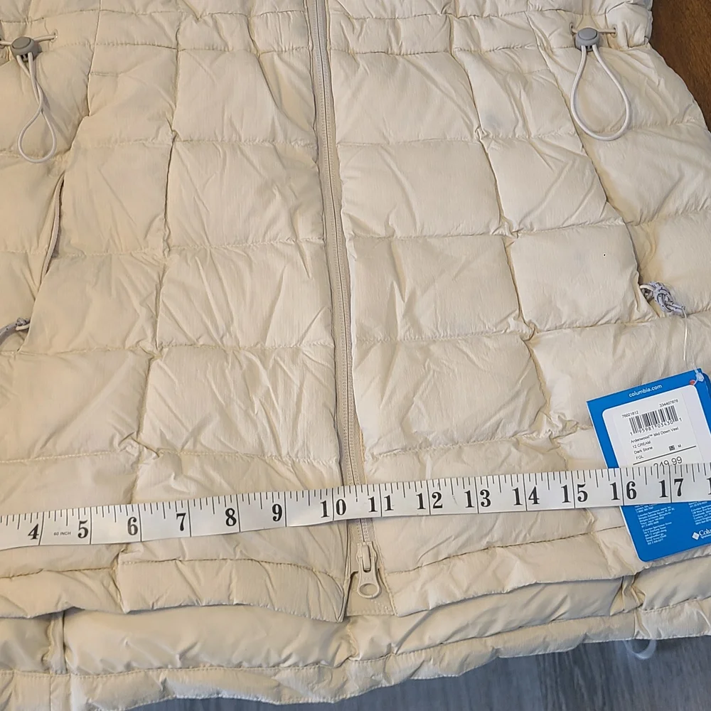 Columbia Medium Women's Cream Puffer Vest Down Filled NWT - Picture 11 of 16